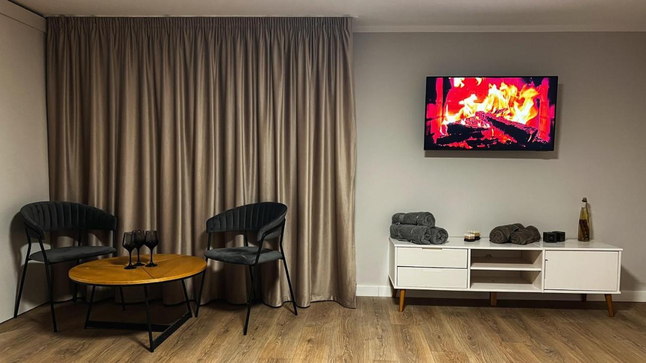 Cozy Haven Appartement Sibiu Buitenkant foto